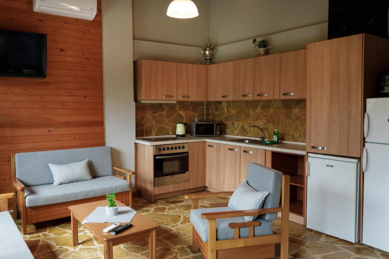 Vila Wooden House Mesimérion Exteriér fotografie